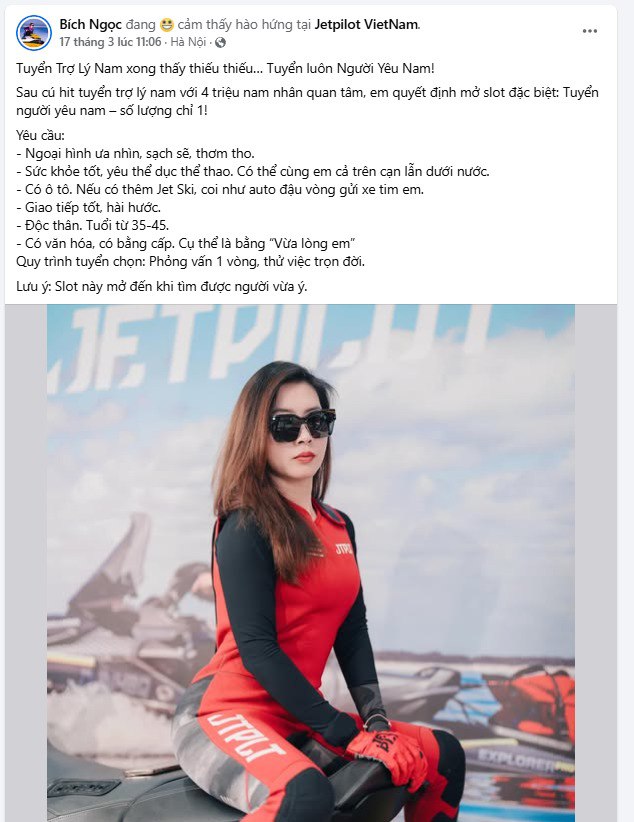 Người dẫn chương trình đĩ giá trị cao nhất mời cư dân mạng đến văn phòng mặc vớ đen gợi cảm, khiêu vũ nóng bỏng, cám dỗ, tán tỉnh, quan hệ tình dục bằng miệng và quan hệ tình dục